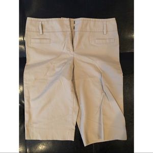 Women’s Apt. 9 Khaki Dress Capri 8